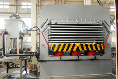 快速同步闭合多层压机